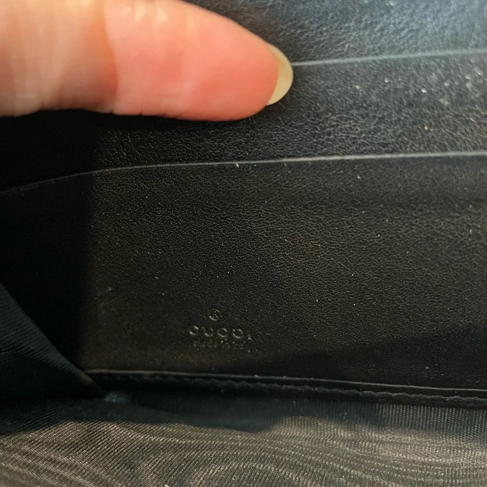 ❌SOLD❌ GUCCI GUCCISSIMA WALLET ON CHAIN - Picture 5 of 9